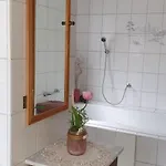 Bei Oparius *