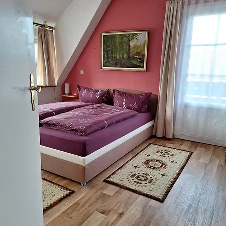 アパート Bei Oparius